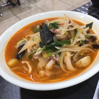 H Mart - Edison - Jjamppong - Grocery Near Me - Edison, New Jersey