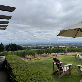 Durant Vineyards Tasting Room - Wineries Near Me - Dayton, Oregon