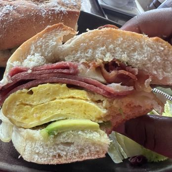 HAVEN Riverfront Restaurant & Bar - Farm house breakfast sandwich - New American Near Me - Edgewater, New Jersey HAVEN Riverfront Restaurant & Bar - Farm house breakfast sandwich - New American Near Me - Edgewater, New Jersey