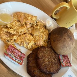 Scrambled Eggs w/ Lox & Onion
