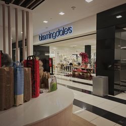 Bloomingdale's