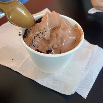 Golden Spoon - Tiniest ice cream for $8 - Ice Cream & Frozen Yogurt Near Me - San Diego, California Golden Spoon - Tiniest ice cream for $8 - Ice Cream & Frozen Yogurt Near Me - San Diego, California