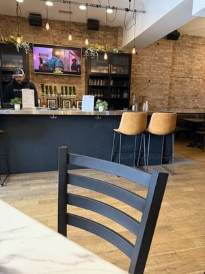 Duneyrr Wine and Beer Company by null
