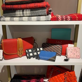 Vida Style - Used, Vintage & Consignment Near Me - Alexandria, Virginia Vida Style - Used, Vintage & Consignment Near Me - Alexandria, Virginia