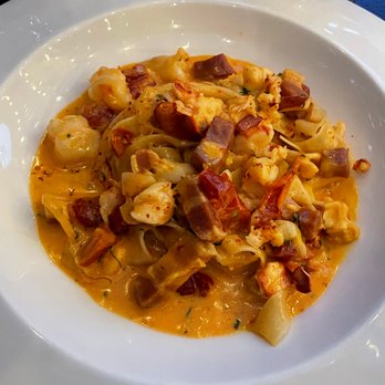 Allora - Fettucini, Lobster, Prawns,  Pancetta,  Preserved Lemon, Tomato Parma Rosa - Wine Bars Near Me - Sacramento, California