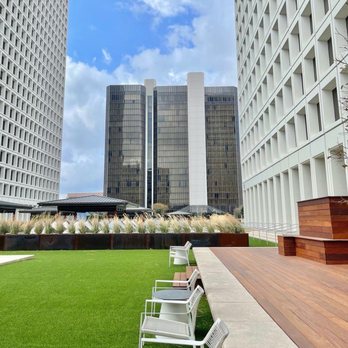 Greenway Plaza - Shopping Centers Near Me - Houston, Texas