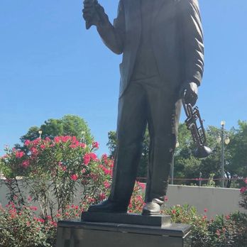 Louis Armstrong Park - Louis Armstrong statue - Parks Near Me - New Orleans, Louisiana