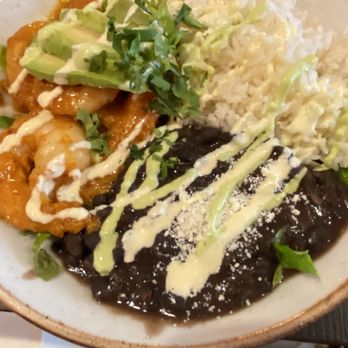 Quinoa Peruvian & Mexican Restaurant - Picante de Camarones Bowl - Mexican Near Me - Doylestown, Pennsylvania Quinoa Peruvian & Mexican Restaurant - Picante de Camarones Bowl - Mexican Near Me - Doylestown, Pennsylvania