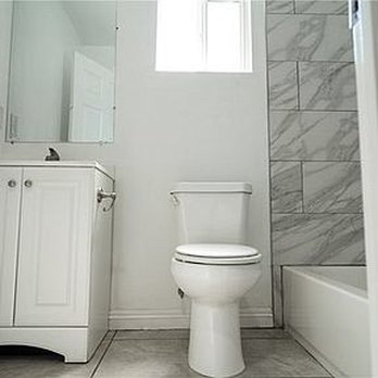 Goal Home Improvement - Old bathroom - General Contractors Near Me - Los Angeles, California Goal Home Improvement - Old bathroom - General Contractors Near Me - Los Angeles, California