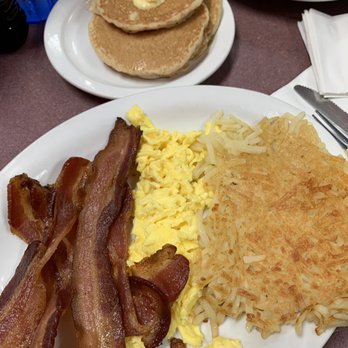 Pete's Place - Family combo with all bacon - Breakfast & Brunch Near Me - Greenacres, Florida Pete's Place - Family combo with all bacon - Breakfast & Brunch Near Me - Greenacres, Florida
