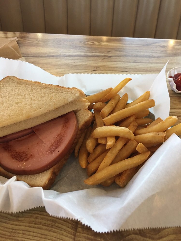 CREAMERY FAMILY RESTURANT 15 Photos & 22 Reviews 1616 Goldsboro St