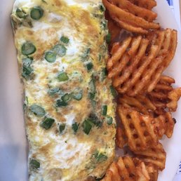 Asparagus, cheese, tomato omelette with waffle potatoes Asparagus, cheese, tomato omelette with waffle potatoes