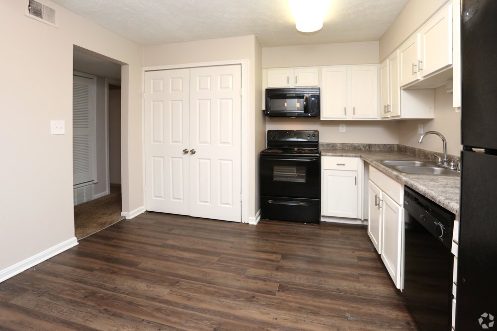 REGAL PARK LUXURY APARTMENTS 53 Photos 9400 Hurstbourne Park Blvd, Louisville, KY Yelp