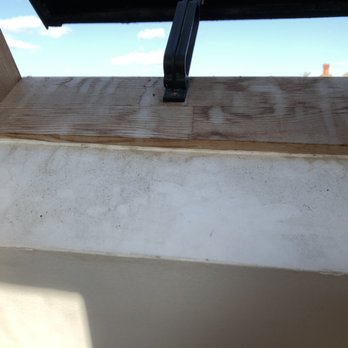 Cleaners London - skirting still dusty - Home Cleaning Near Me