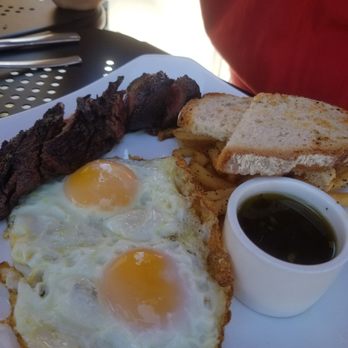Harvest Wine Bar - Steak and eggs - Wine Bars Near Me - Greenwich, Connecticut Harvest Wine Bar - Steak and eggs - Wine Bars Near Me - Greenwich, Connecticut