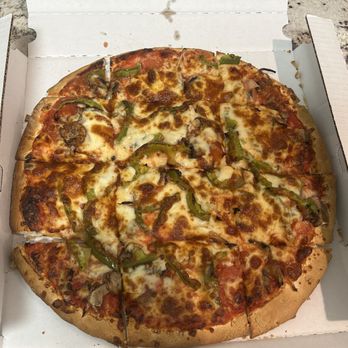 Milanos Pizza - 12 inch veggie pizza - Pizza Near Me - Warrenville, Illinois Milanos Pizza - 12 inch veggie pizza - Pizza Near Me - Warrenville, Illinois