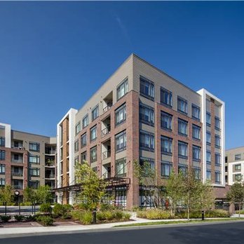 Avalon Great Neck - Apartments Near Me - Great Neck, New York