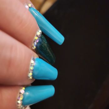 Lush Nail Lounge - Waxing Near Me - Northborough, Massachusetts