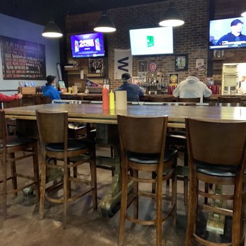 Fat Dan's Deli Carmel - Bar side - Pizza Near Me - Carmel, Indiana