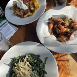 Soy GINGER WINGS, KALE SALAD, NACHOS Soy GINGER WINGS, KALE SALAD, NACHOS