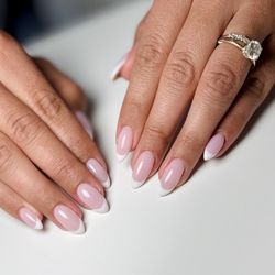Maya's Luxury Nail Salon