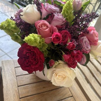 Purely Floral - Florists Near Me - Manhattan Beach , California Purely Floral - Florists Near Me - Manhattan Beach , California