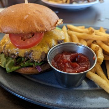 Milestone - $19 cheeseburger - American Near Me - El Dorado Hills, California