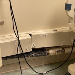 MediLodge of Grand Blanc - Just a glimpse of the poor cleaning and maintenance at the facility