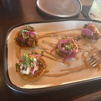 Ponderosa House - Ahi Tostadas Delicious! - American Near Me - Scottsdale, Arizona