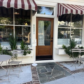 Weltons Tiny Bakeshop - Cute outside! - Bakeries Near Me - Charleston, South Carolina Weltons Tiny Bakeshop - Cute outside! - Bakeries Near Me - Charleston, South Carolina
