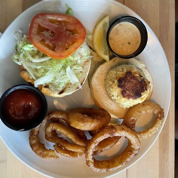 Oceans & Ale - Crab Cake Sandwich - Seafood Near Me - Williamsburg, Virginia Oceans & Ale - Crab Cake Sandwich - Seafood Near Me - Williamsburg, Virginia