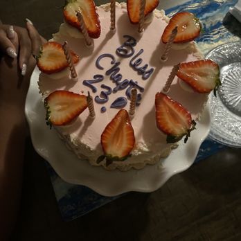 Freeport Bakery - Champagne Cake with a personalized message - Bakeries Near Me - Sacramento, California Freeport Bakery - Champagne Cake with a personalized message - Bakeries Near Me - Sacramento, California