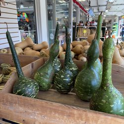 Reds Garden Center & Fireplace Logs - Large gourds
