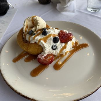 YaYas Euro Bistro - Butter cake - New American Near Me - Salina, Kansas YaYas Euro Bistro - Butter cake - New American Near Me - Salina, Kansas