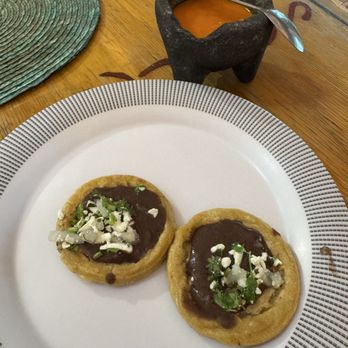 Tlacaelel - Complimentary Appetizer - Mexican Near Me - Teotihuacán de Arista, MEX