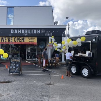 Dandelion Cafe - Dandelion Café and Henry Poured Mobile Bar - Coffee & Tea Near Me - Bellaire, Texas