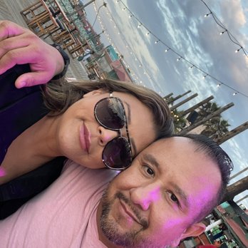 Papas & Beer - Dance Clubs Near Me - Rosarito, BCN