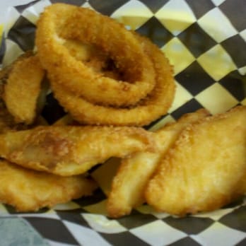 Hungry Pelican - Nasty frozen food. Order a sandwich instead - Delis Near Me - Manteo, North Carolina