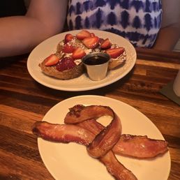 French Toast with Berries