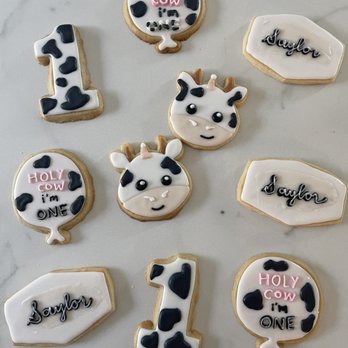 Really Cute Sweets - Cow cookies - Desserts Near Me