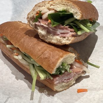 Valley Sandwiches - Bánh mì đặc biệt: Specialty Banh Mi. Very good! - Sandwiches Near Me - Reseda, California