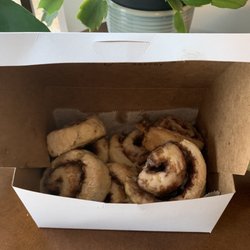 DeLiberato’s Bakery - Delicious Gluten Free Cinnamon Rolls