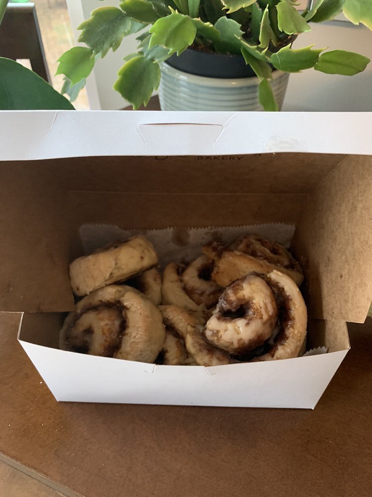 DELIBERATO’S BAKERY Updated September 2024 Cuyahoga Falls, Ohio