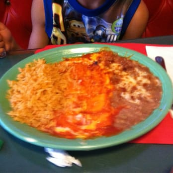 El Perico Ranchero - Kids enchilada - Mexican Near Me - Upland, California El Perico Ranchero - Kids enchilada - Mexican Near Me - Upland, California