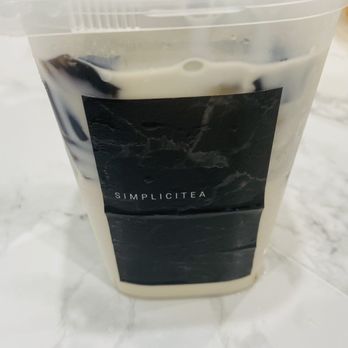 Burosu Ramen - Caramel milk tea YUM - Ramen Near Me - Studio City, California