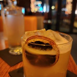 Gold Rush Cocktail