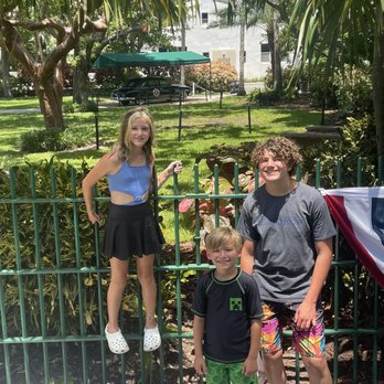 Truman Little White House - Museums Near Me - Key West, Florida