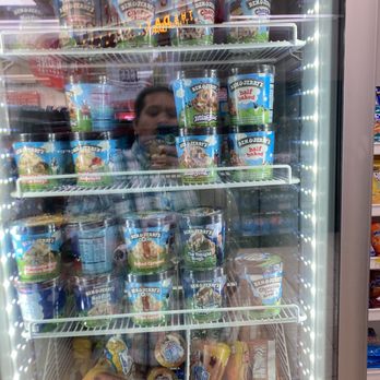 Chevron - Ice cream - Convenience Stores Near Me - Long Beach, California