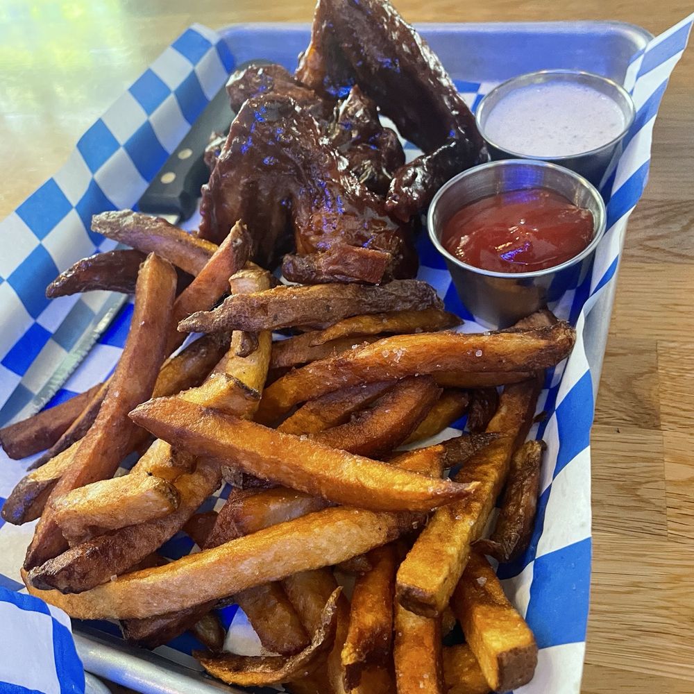 ISM Brewing & Kitchen - Big Wangz - Brewpubs Near Me - Long Beach, California ISM Brewing & Kitchen - Big Wangz - Brewpubs Near Me - Long Beach, California