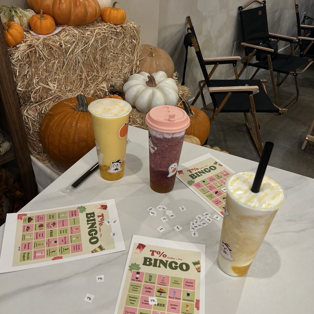 Mango tango, Kyoho Grape, Large Mango Pomelo Mango tango, Kyoho Grape, Large Mango Pomelo